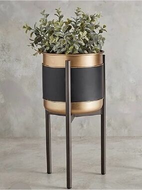 47th & Main Mid-Century Modern Metal Planter Set w/ Stands (2) Black & Gold